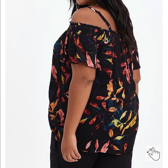 Smocked cold shoulder top - Picture 2 of 3